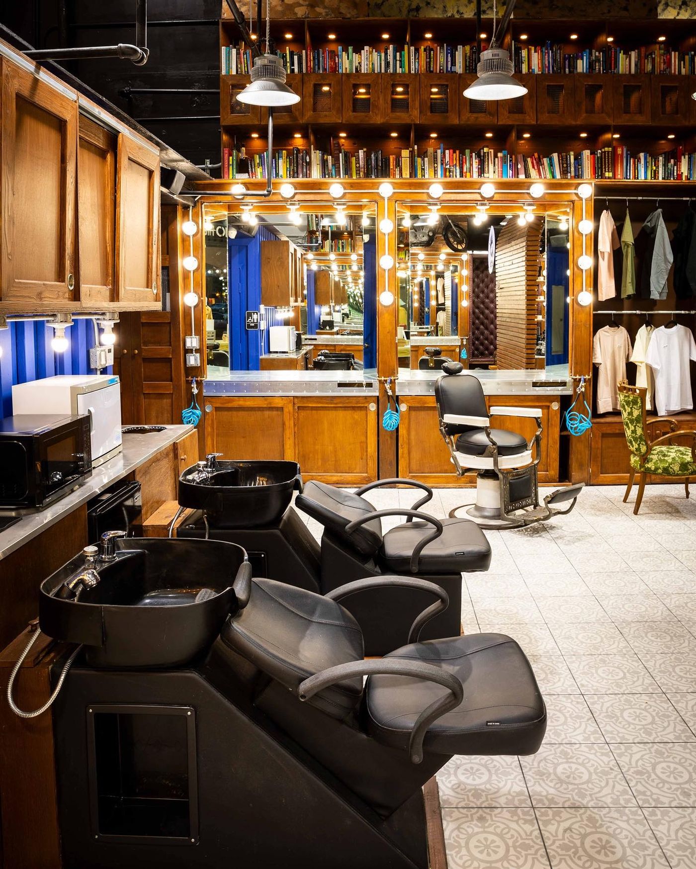 Inside The Spot Barbershop Aventura Town Center