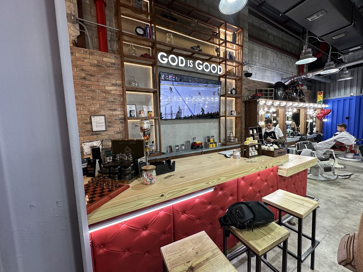 Inside The Spot Barbershop Aventura Town Center